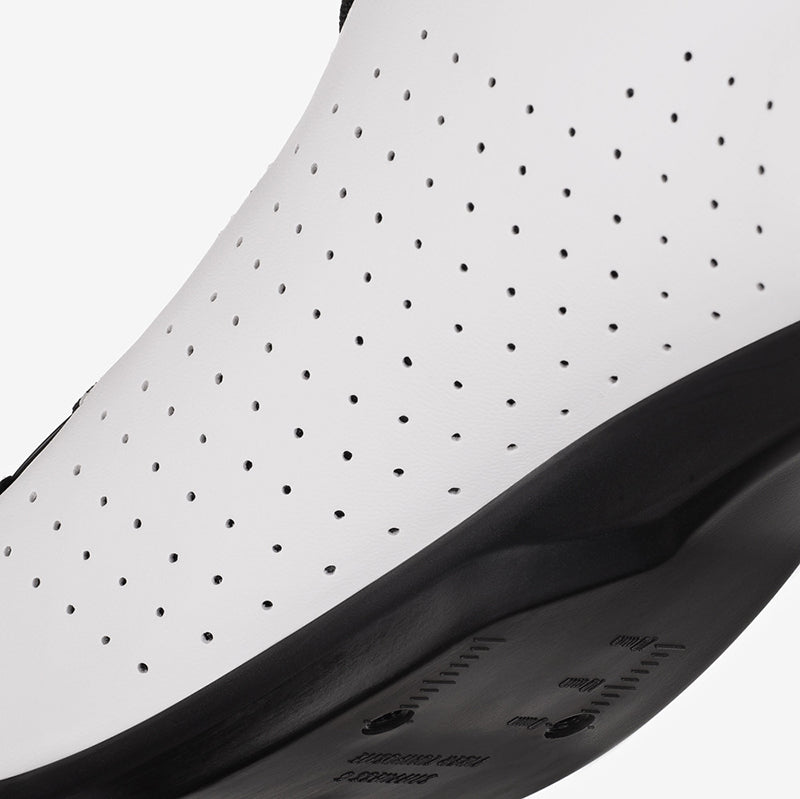 FIZIK Vento Omna White/black 47