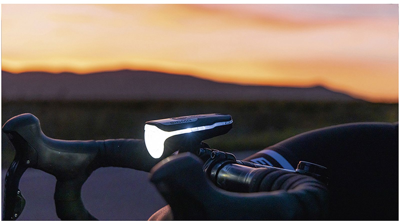 SIGMA Front light Aura 80 USB Black/