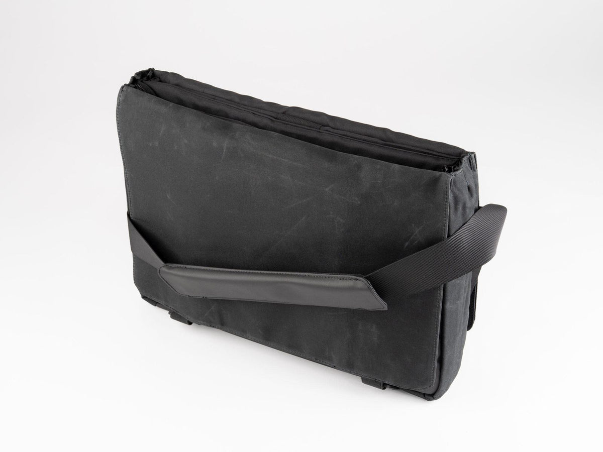 ATRAN VELO Metro Messenger Bag