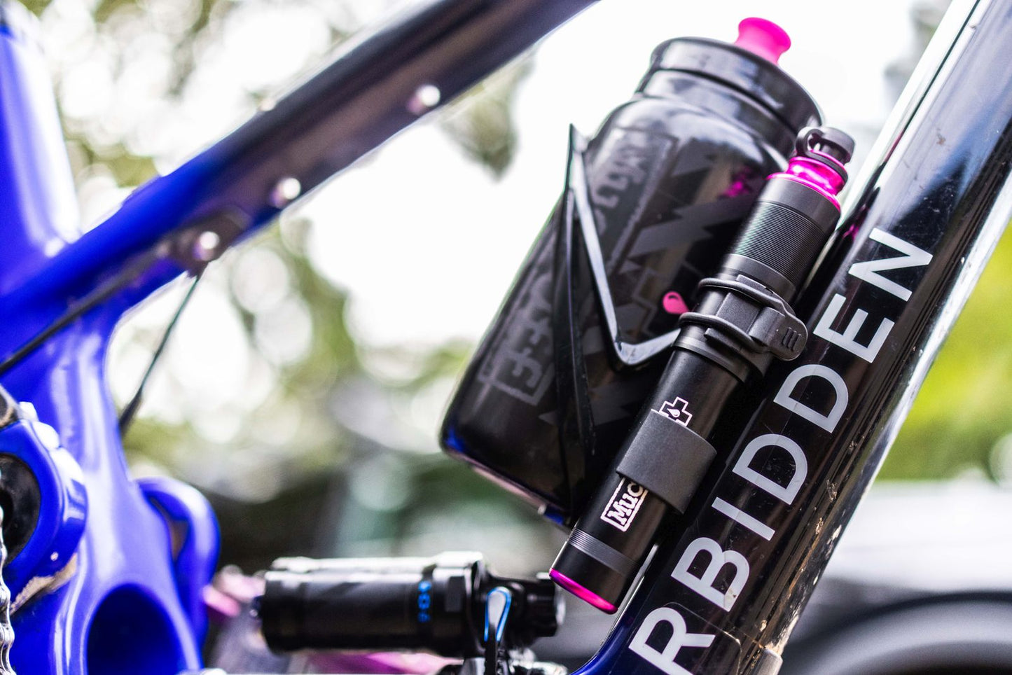 MUC-OFF Mini pump AirMach 7,6 bar/110