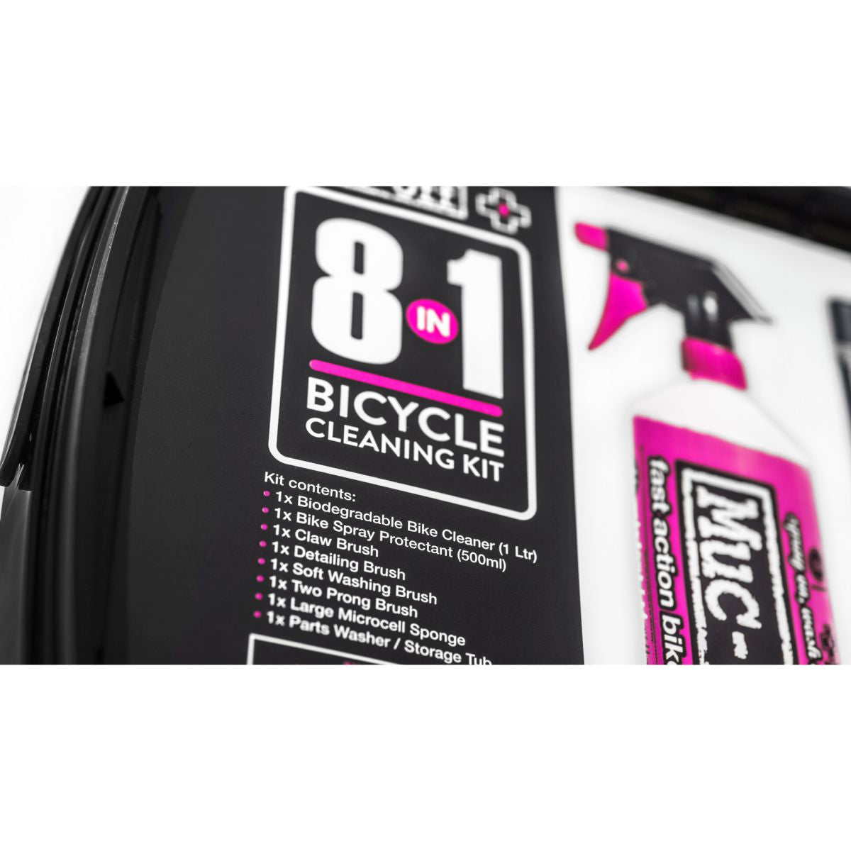 MUC-OFF 8-1 bike cleaning kit