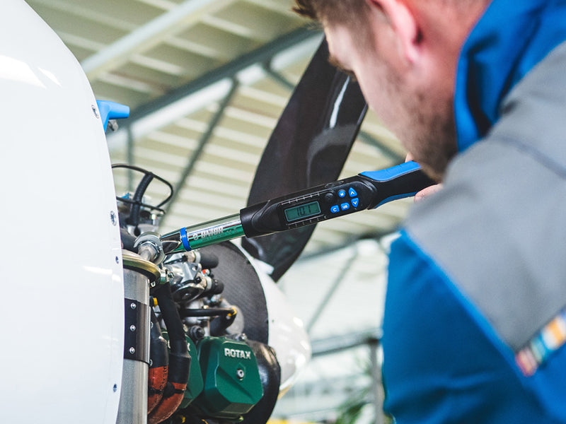 UNIOR Electronic torque wrench