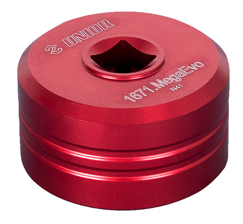 UNIOR Bottom bracket socket MegaEVO
