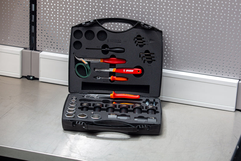 UNIOR Suspension service set Suspension