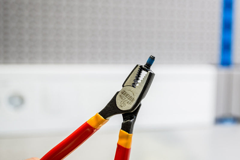UNIOR Screw eater pliers Size: 170.