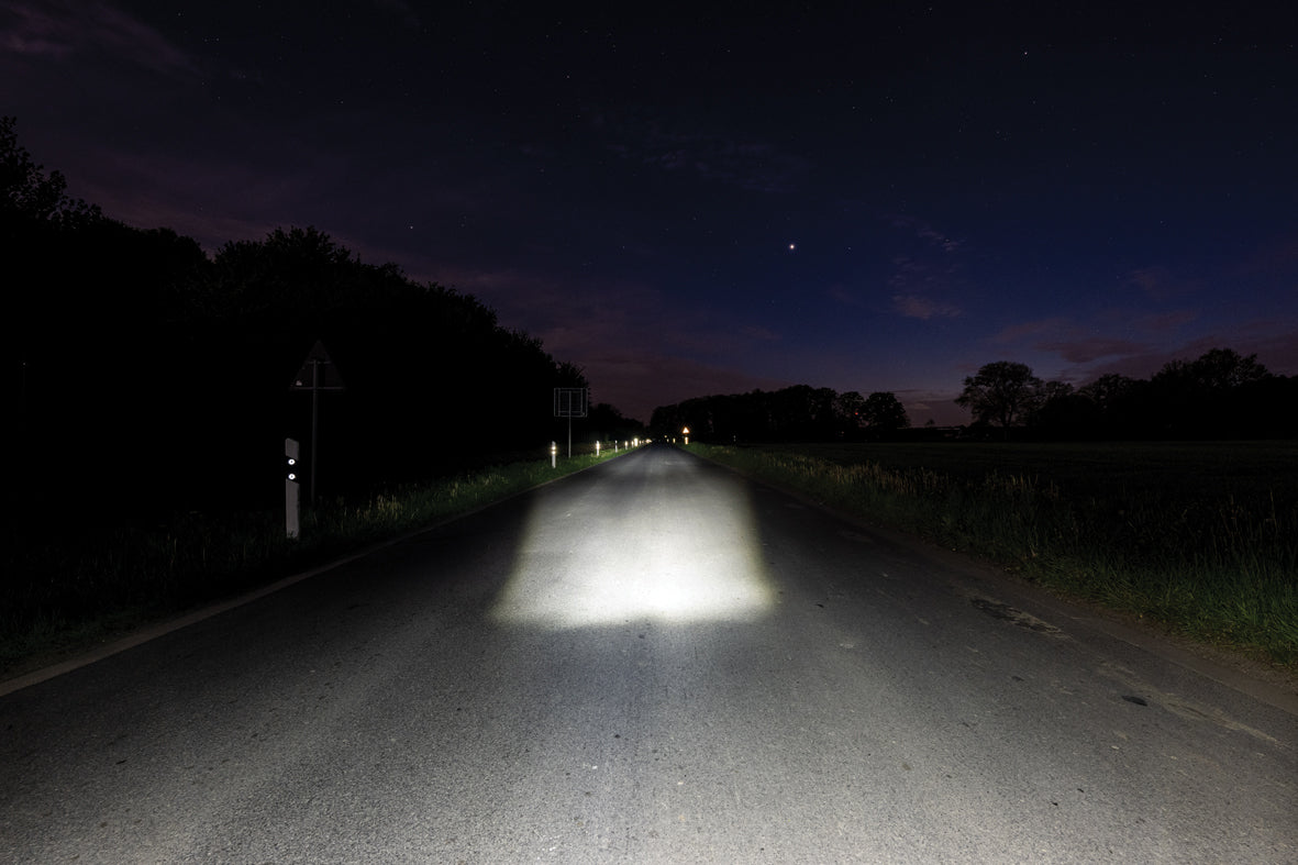 AXA Front light DWN 50 USB Black