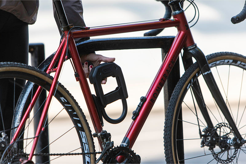 HIPLOK DX with Frame Clip U-lock