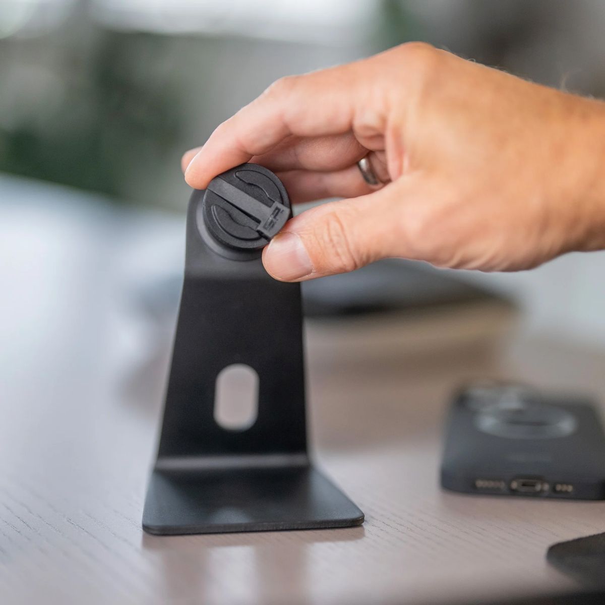 SP CONNECT Mount Office Stand