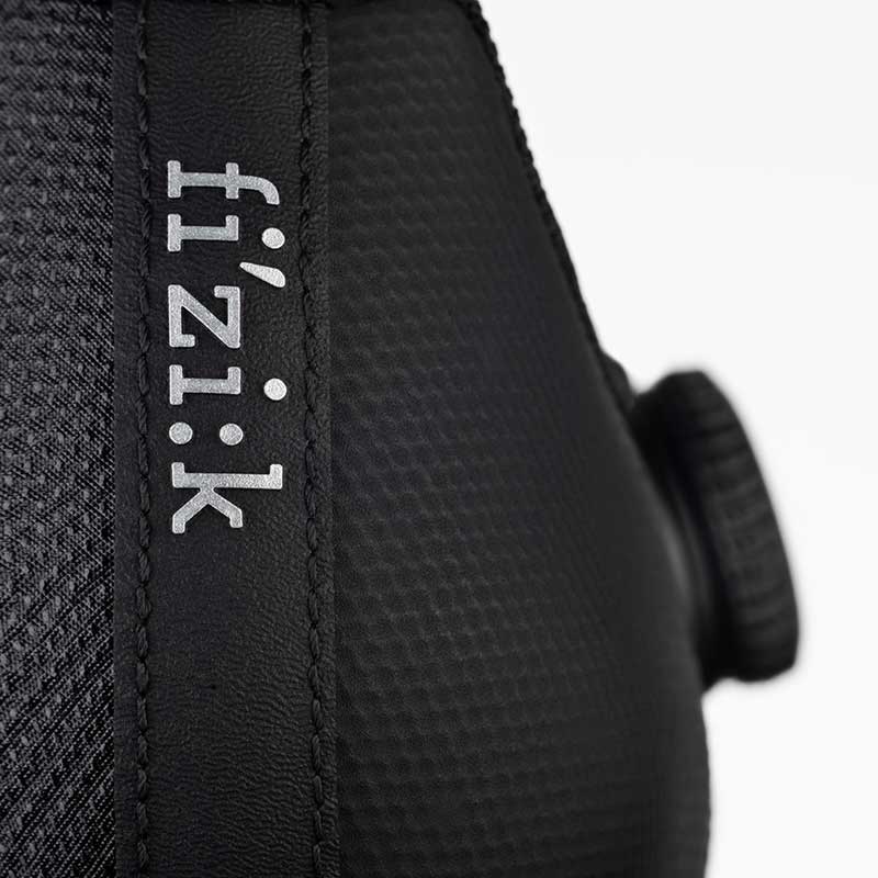 FIZIK Tempo Decos Carbon Black/black 43